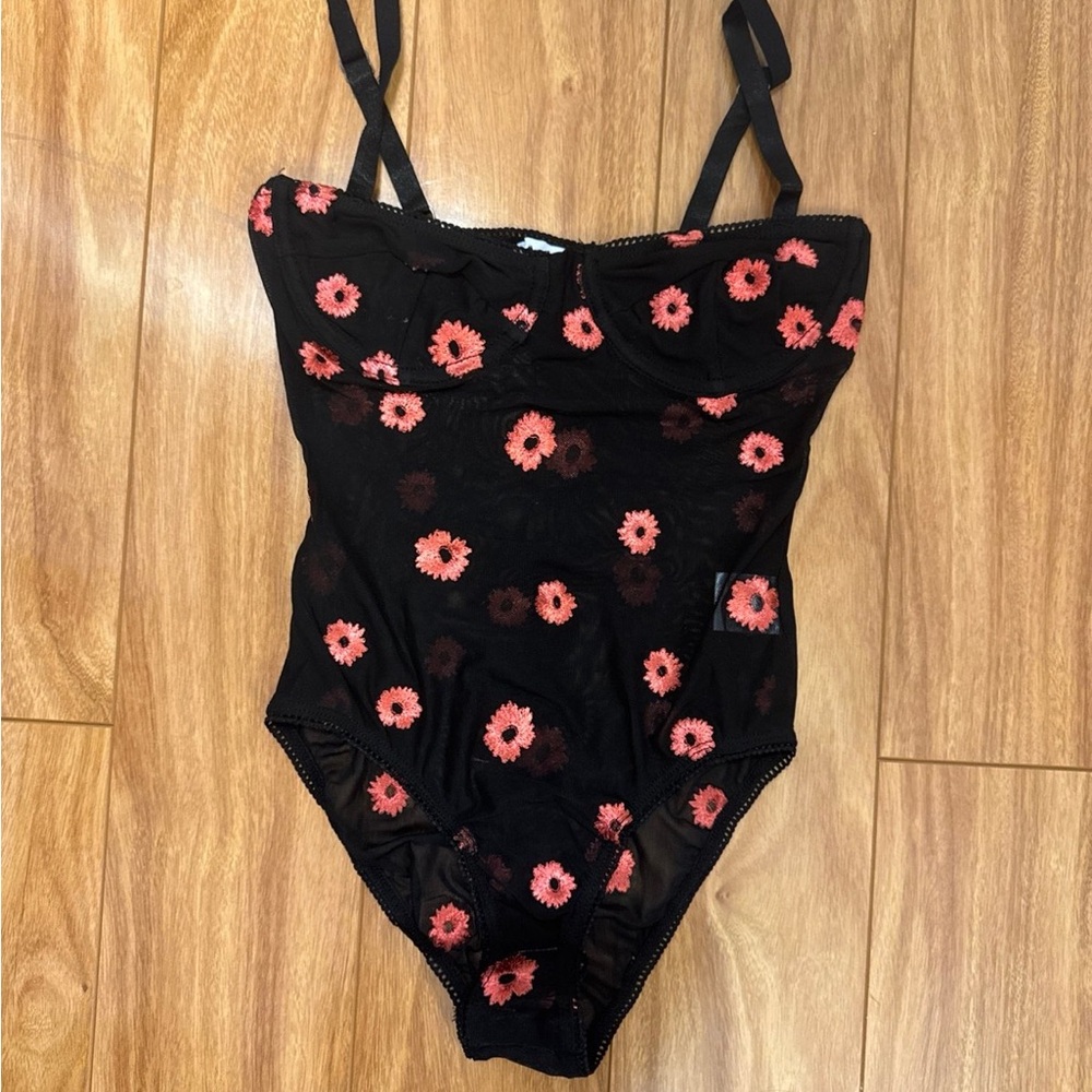 Princess Polly Floral Black Bodysuit
